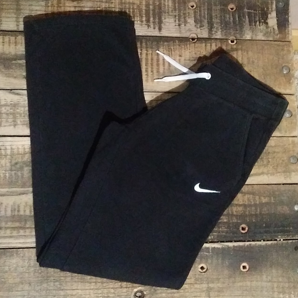 Womans black nike sweatpants